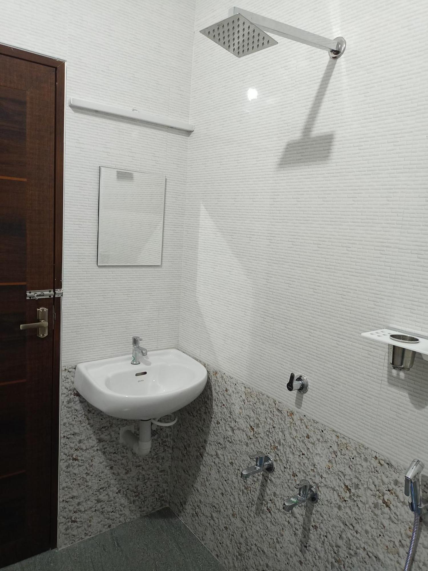 The Celeste Inn Вагамон Екстериор снимка