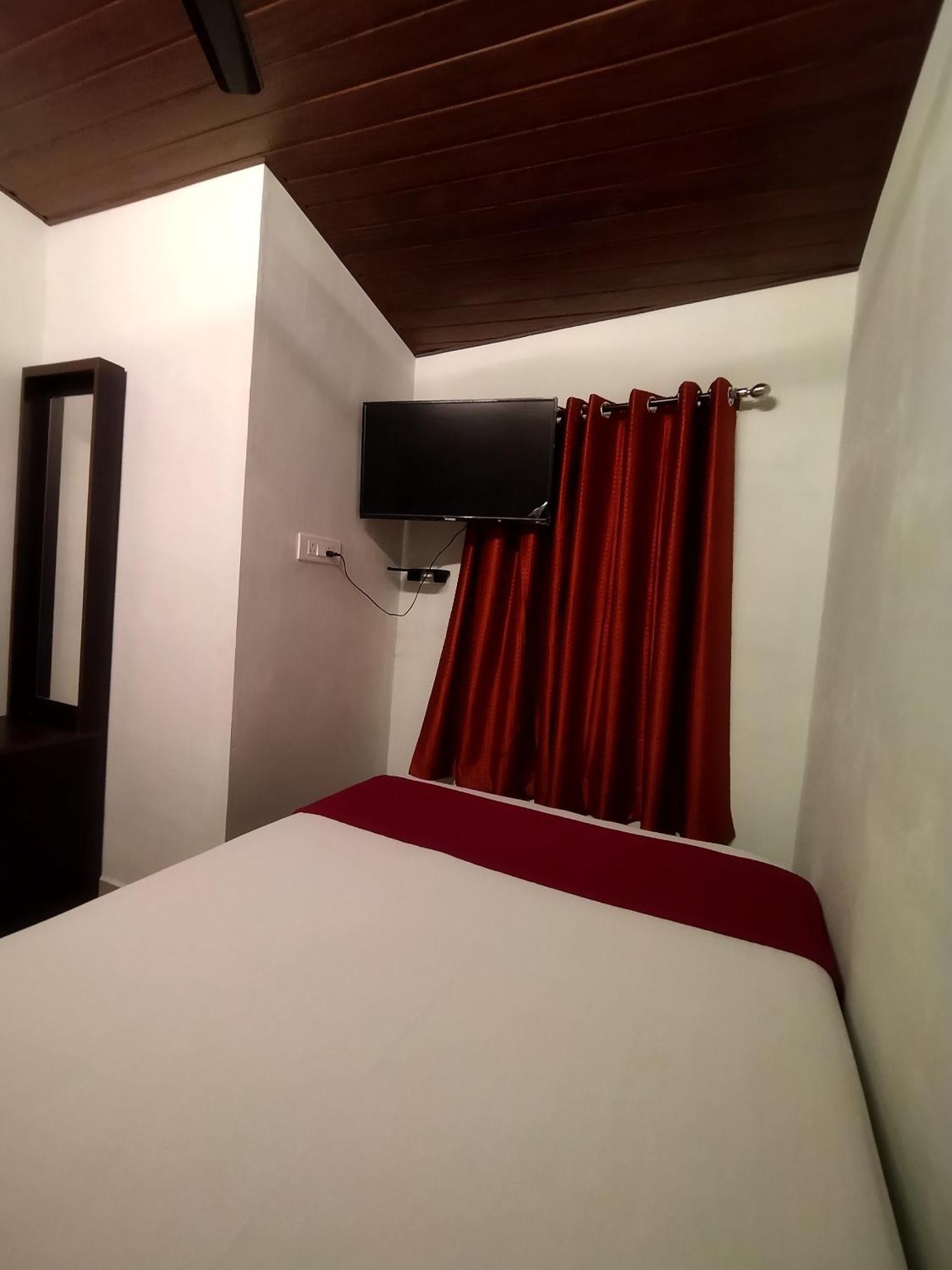 The Celeste Inn Вагамон Екстериор снимка